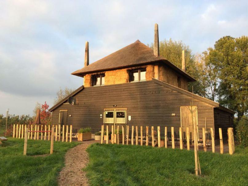 De Steltenberg In De Betuwe Zoelen Exteriér fotografie